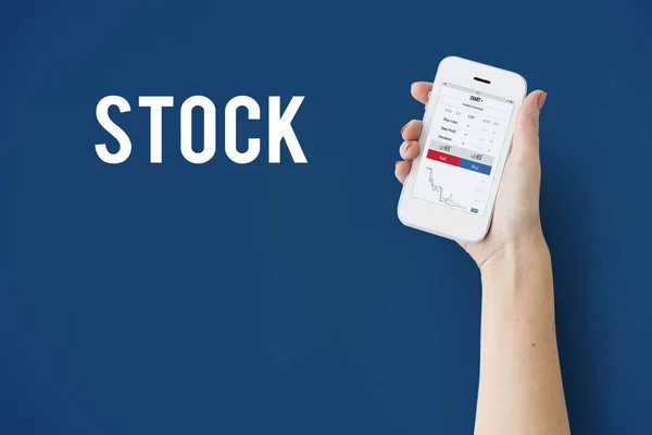 Smart telefon i handen — Stockfoto