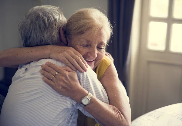 Senior Couple hugging — Stock Photo, Image