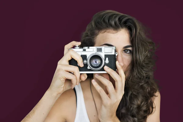 Brunette Woman taking picture — Stock Photo, Image