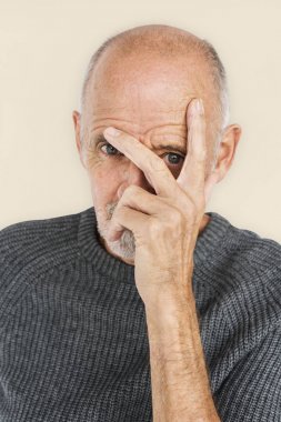 endişeli komuta sizde