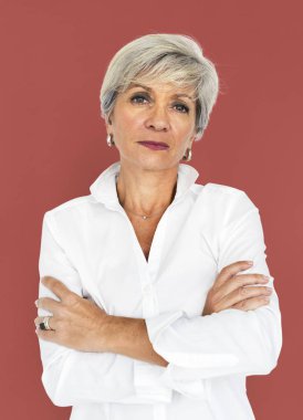 gri saçlı güzel kadın kıdemli