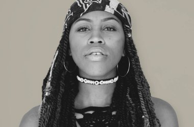 dreadlocks ile güzel Afrikalı kadın