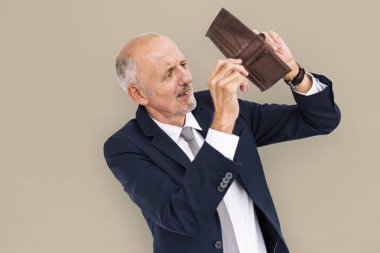 içinde cüzdan arıyor işadamı