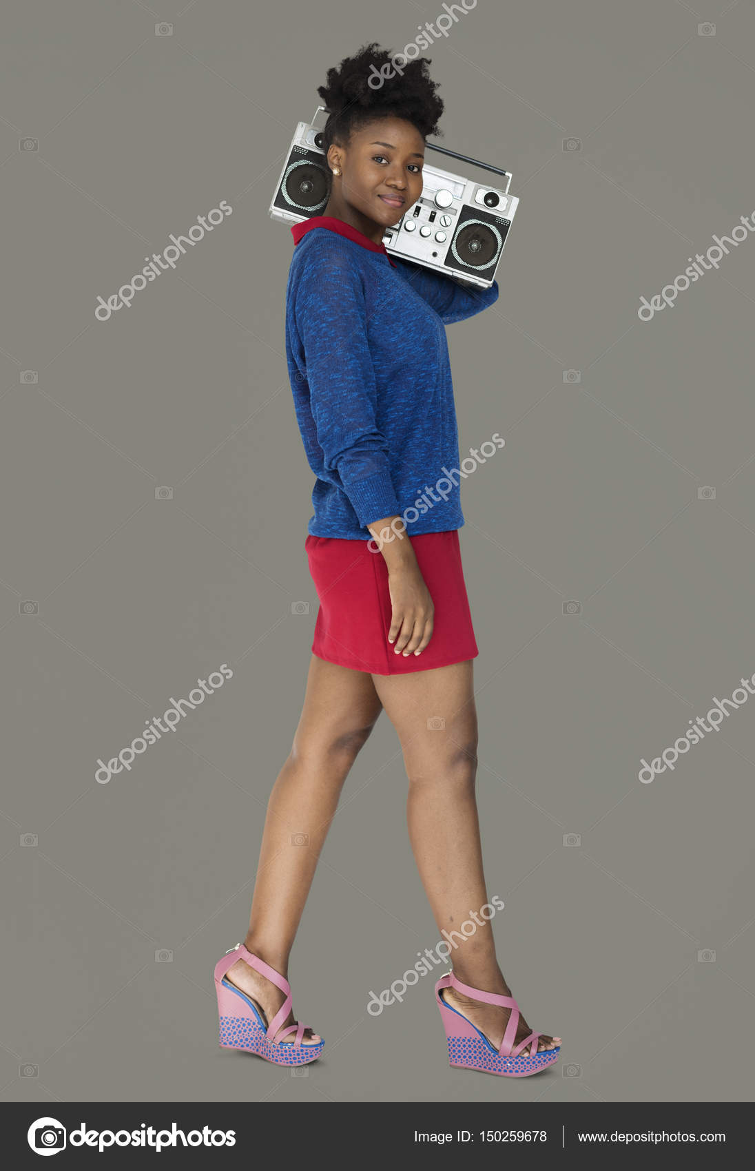 Boombox Tenue Chic Femme Africaine Photographie Rawpixel