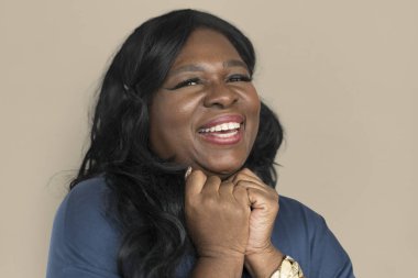 mutlu Afrika kadının şarkı