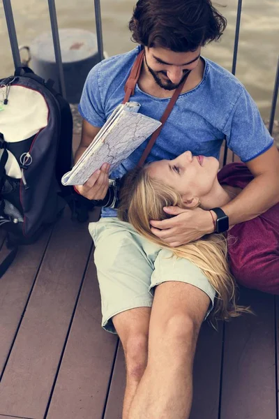 Feliz pareja enamorada — Foto de Stock