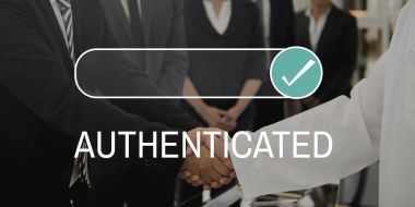 İş Adamları Tokalaşıyor