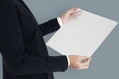 iş kadını holding belge