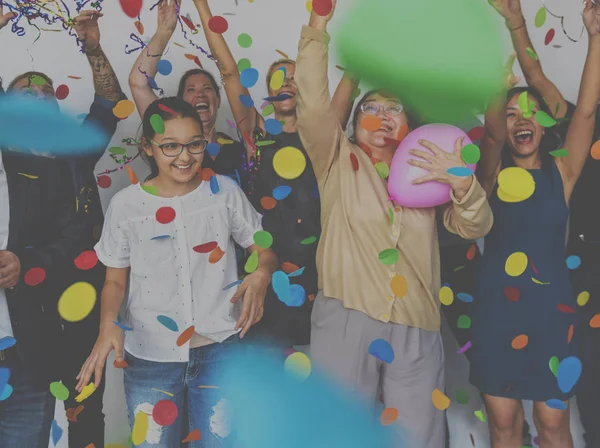 Diversas personas juntas en el estudio — Foto de Stock