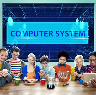 Dijital aygıtlar kullanan insanlar