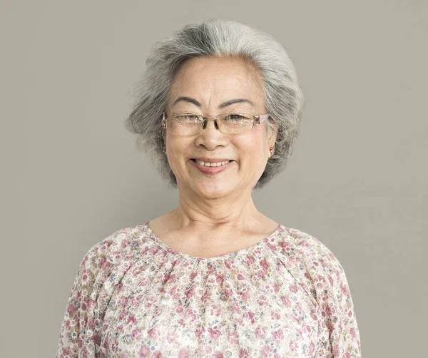 Senior smiling asian woman — Stock Photo, Image