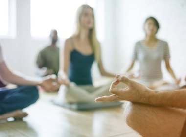 Joga yapan insanlar 
