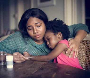 Anne ve hasta kızı