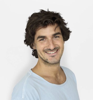 Studio yakışıklı adam