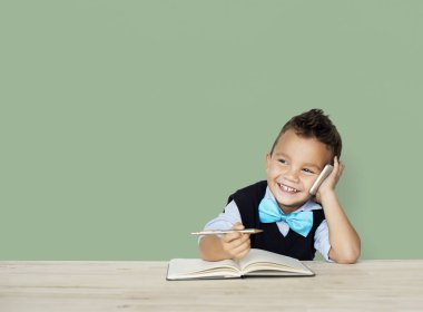 Küçük çalışma masasında