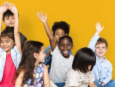 sevimli ve şirin çocuk 