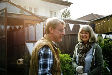 Üst düzey iki Bahçe arka bahçe