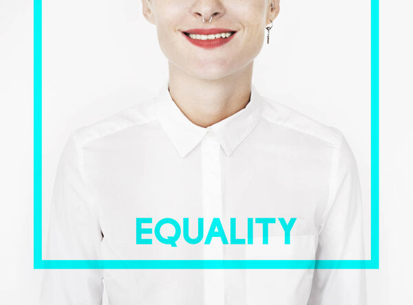 Женщина с красной помадой 