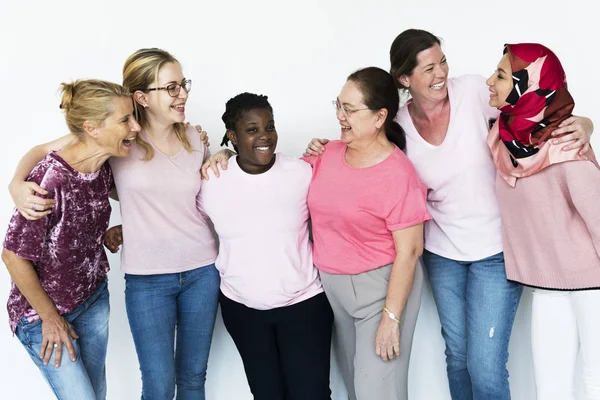 Diversas personas juntas en el estudio —  Fotos de Stock