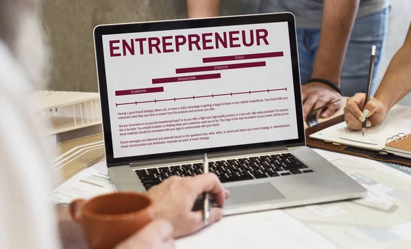 Human hands using laptop — Stock Photo, Image