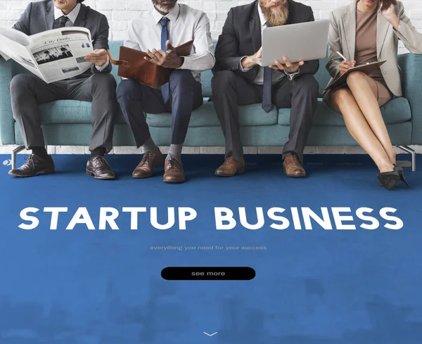 Podnikatelé, čekání na pracovní pohovor — Stock fotografie