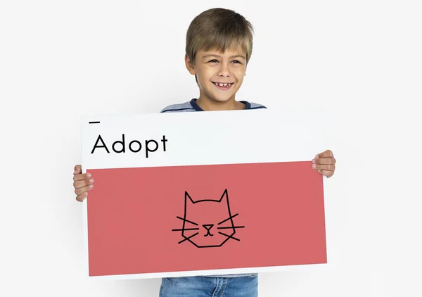 Kleine jongen bedrijf banner — Stockfoto