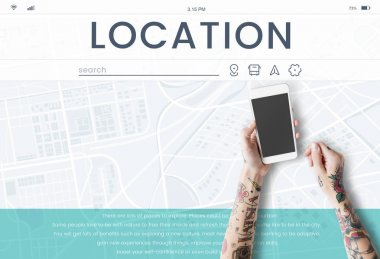 Smartphone ile kadın el dövme
