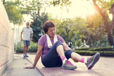 Sportif üst düzey insanlar açık havada