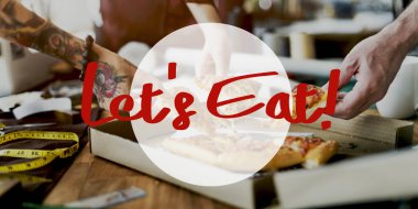 moda tasarımcıları pizza dilimleri kapma