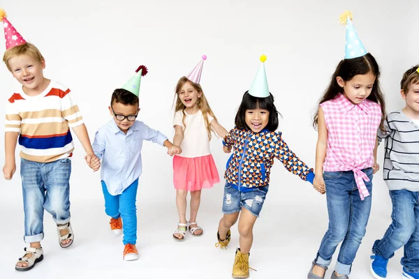 Adorables niños celebrando fiesta —  Fotos de Stock