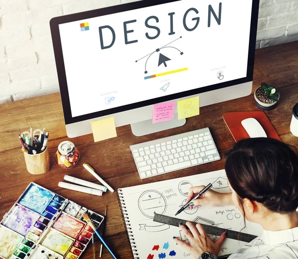 Designer woman drawing — Stock Photo, Image