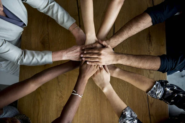 People holding hands — Stock Photo, Image