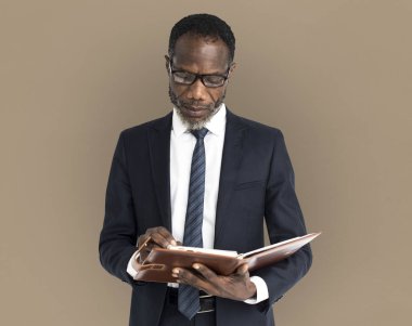 not defterinde görünen iş adam