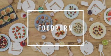 gıda ile ahşap masa