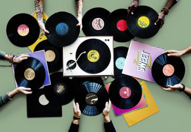 Müzik tahsil vinil kayıtlar holding eller 