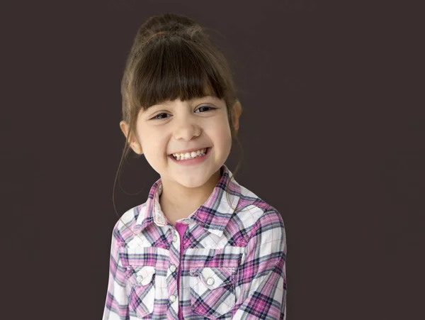 Veselá holčička brunetka — Stock fotografie