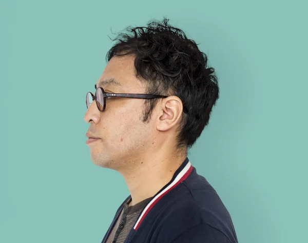 Guapo asiático hombre en gafas graduadas —  Fotos de Stock
