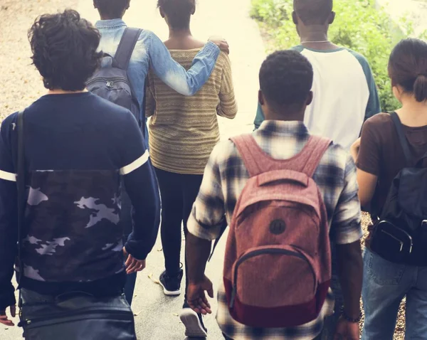 Multietniskt studenter och utbildning — Stockfoto
