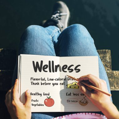 Günlüğe yazan kadın