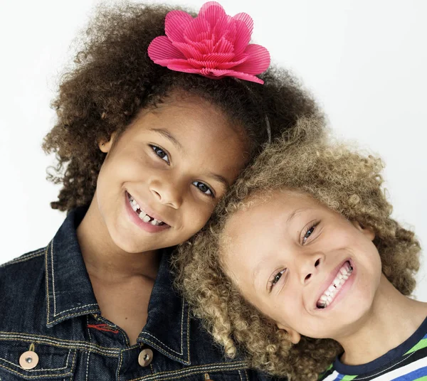 Crianças sorrindo — Fotografia de Stock