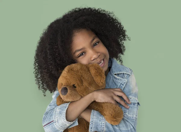 Lány ölelés Teddy Bear — Stock Fotó