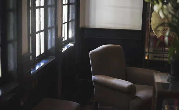 Fotoliu scaun în cameră — Fotografie, imagine de stoc