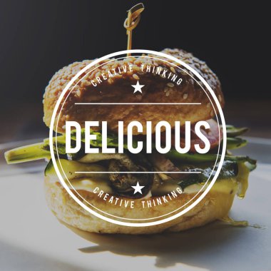 Hamburger plaka üzerinde kapat