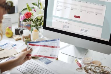 kadın holding biletleri