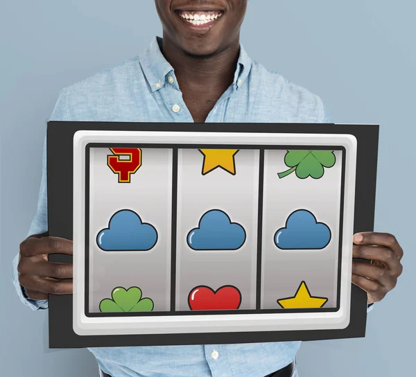 Homem segurando cartaz — Fotografia de Stock