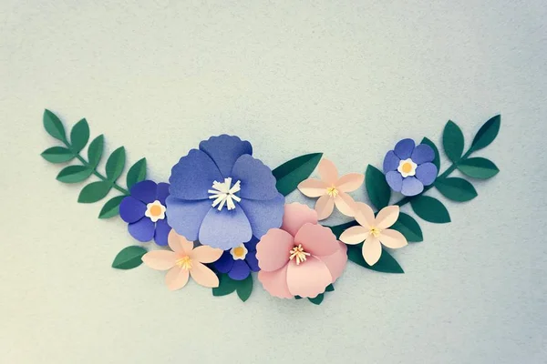 Flores de Papercraft de colores tropicales — Foto de Stock