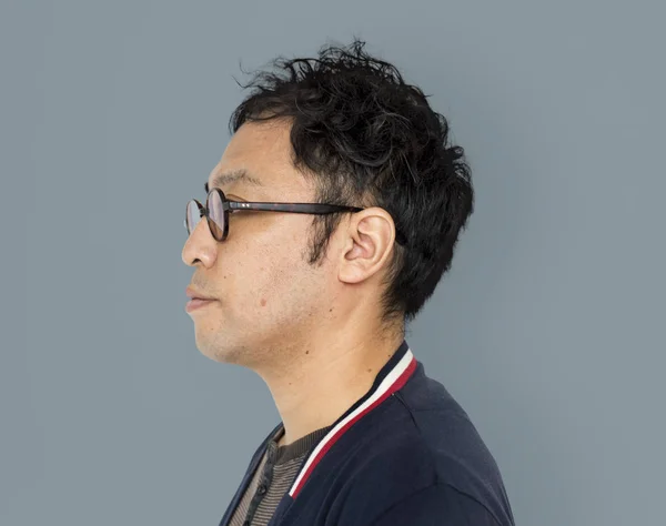 Szép ázsiai férfi szemüvegek — Stock Fotó