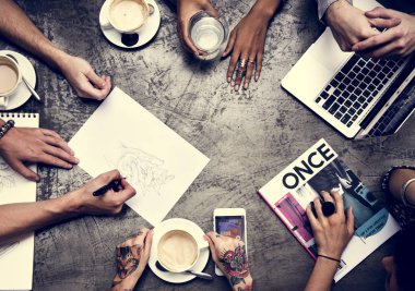 Takım birlikte beyin fırtınası