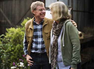  Garden çift laughting