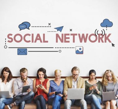 farklı aygıtlar kullanan kişiler